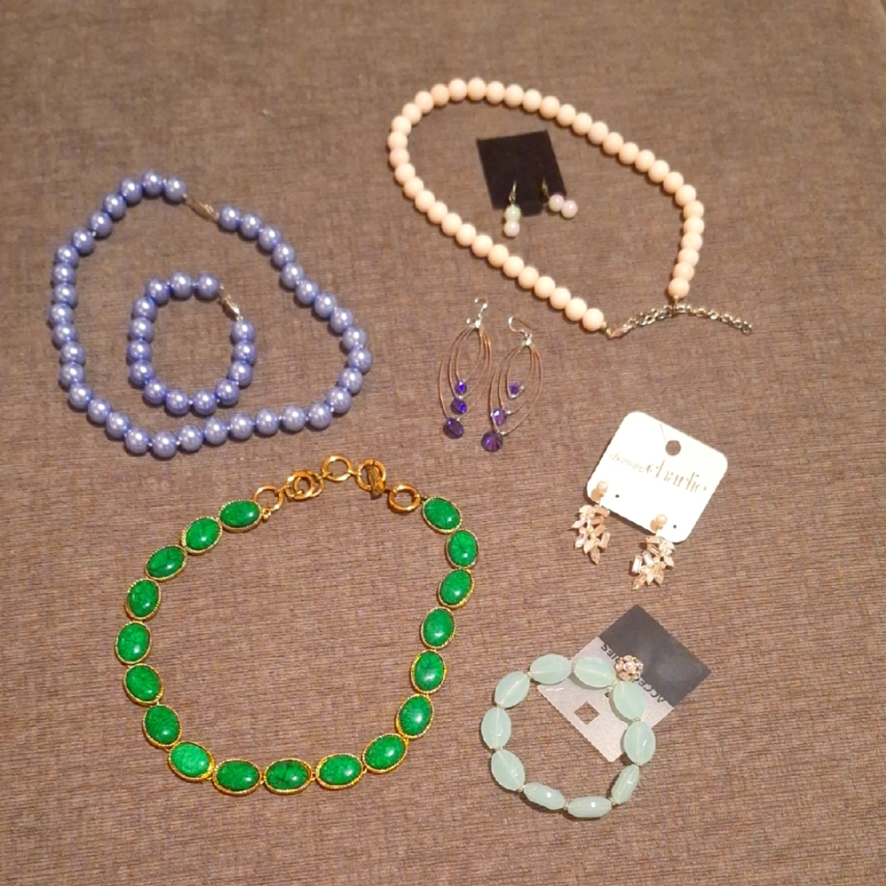 Colorful Beaded Jewelry Set